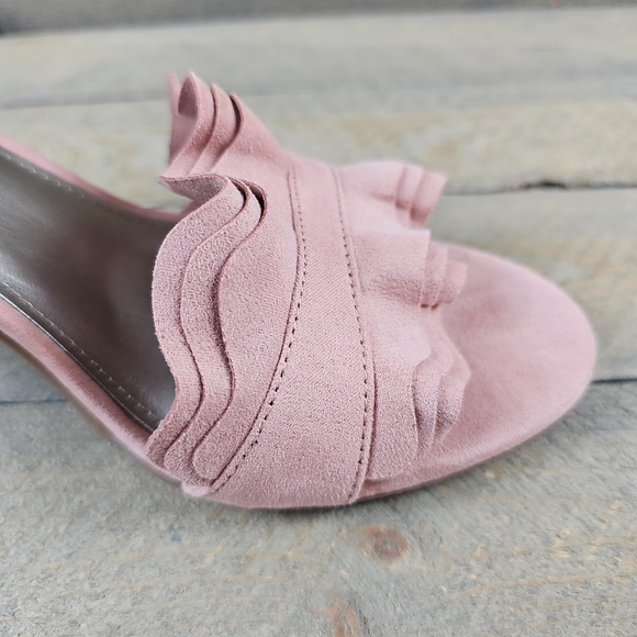 Women's Worthington Chandler Fashion Shoes Ruffled Pink Open Toe Heeled - Picture 8 of 9